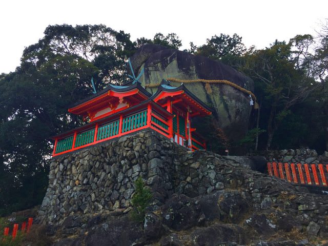延伸閱讀：神倉神社｜傳說熊野眾神靈降臨的傳說中的巨石