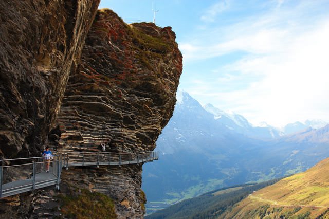 【瑞士必遊景點】少女峰菲斯特巴哈阿爾湖一日遊，懸崖步道冒險詳盡攻略