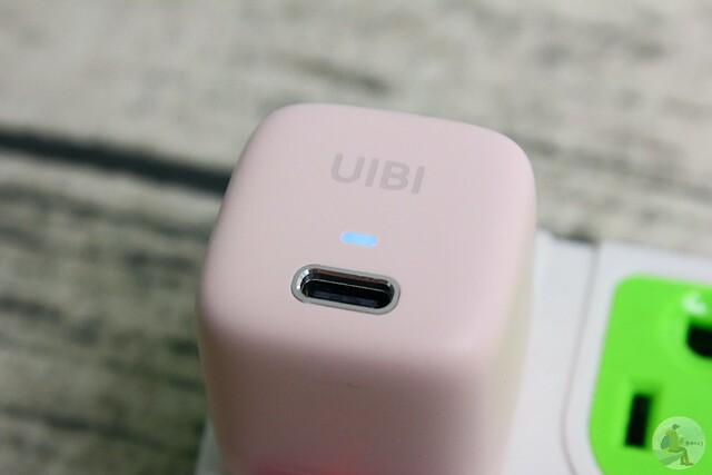 UIBI Mini 18W PD 充電器