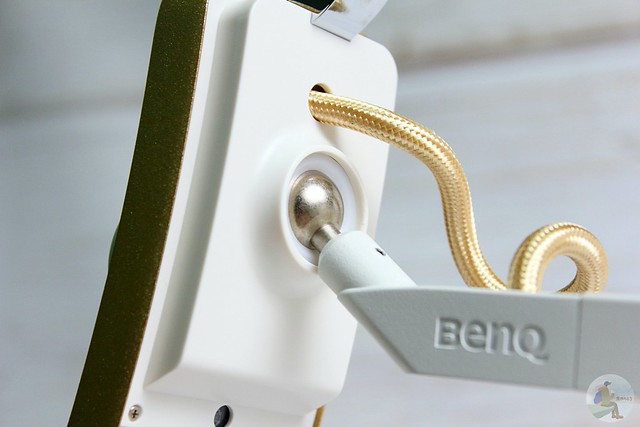 BenQ WiT 螢幕閱讀護眼檯燈 智能調光升級版
