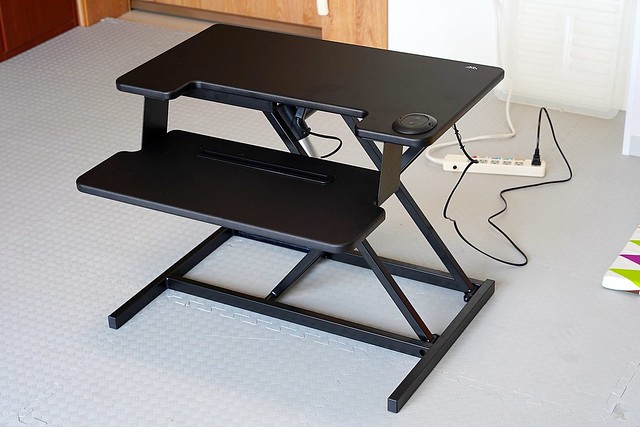 E-ach UP 桌上型電動升降桌