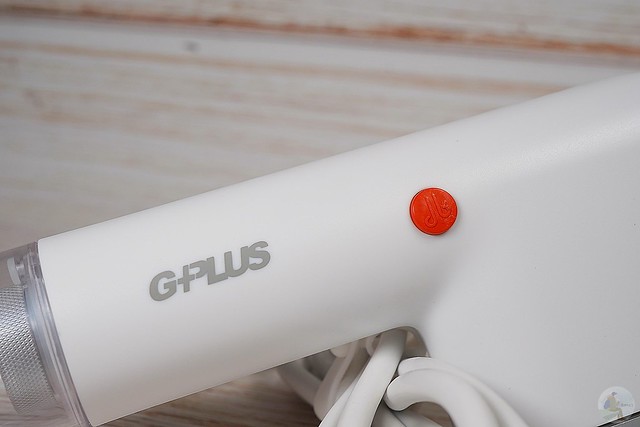G-PLUS手持蒸氣掛燙機